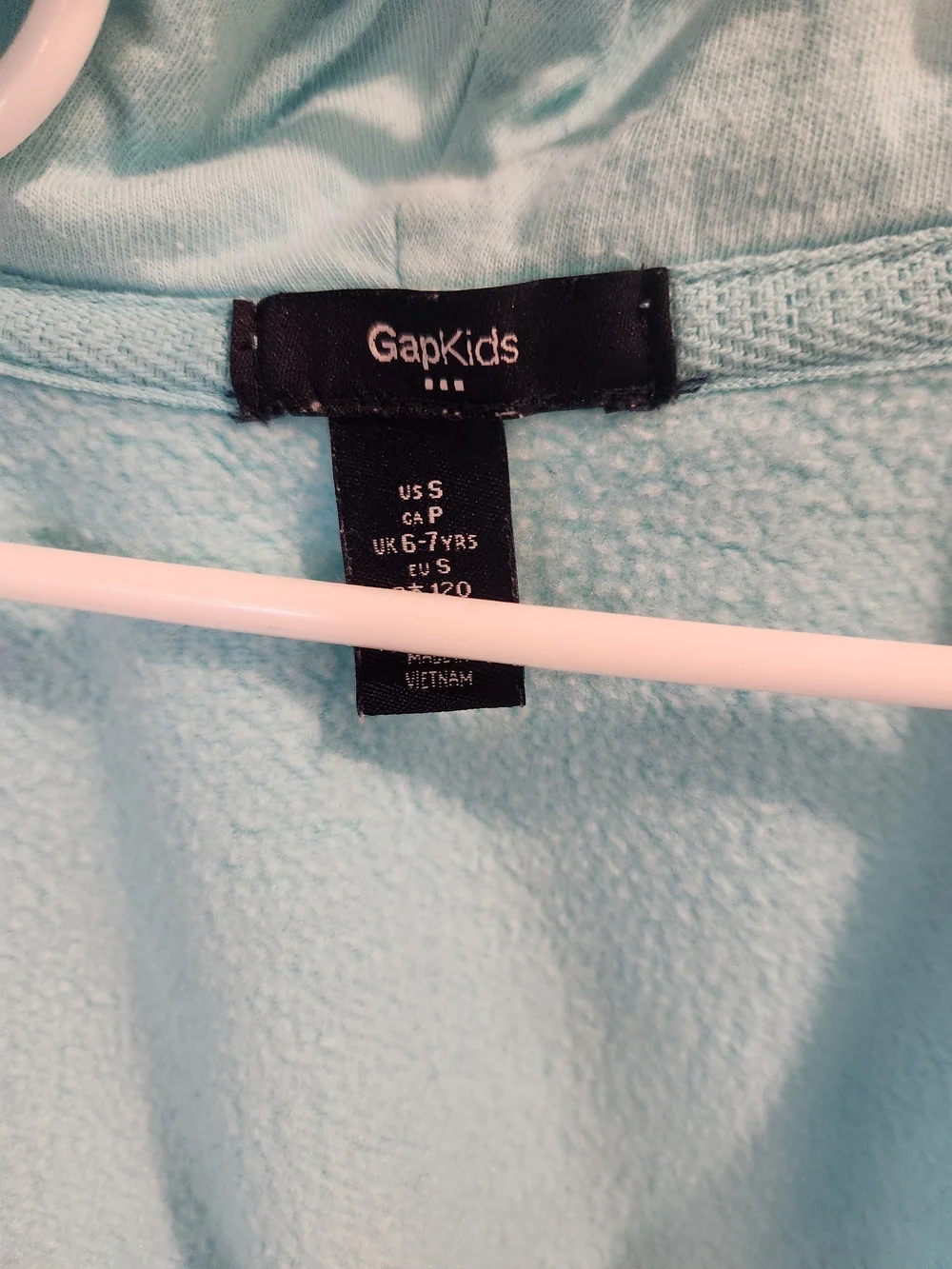 GAP Light Blue Hoodie with White/bluu Tee